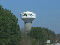 An Arkadelphia watertower seen from Interstate 30