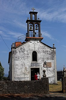 Igrexa de Enquerentes, Touro.jpg