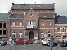 LennikTownHall.jpeg