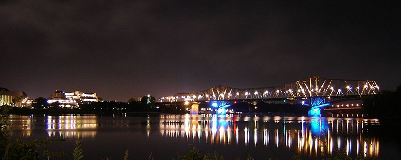 File:Ottawa River at night.jpg