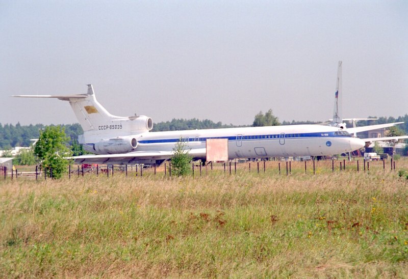 Файл:Tu-155 3.jpg