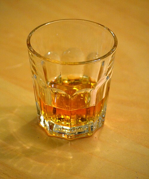 Файл:Whiskyhogmanay2010.jpg