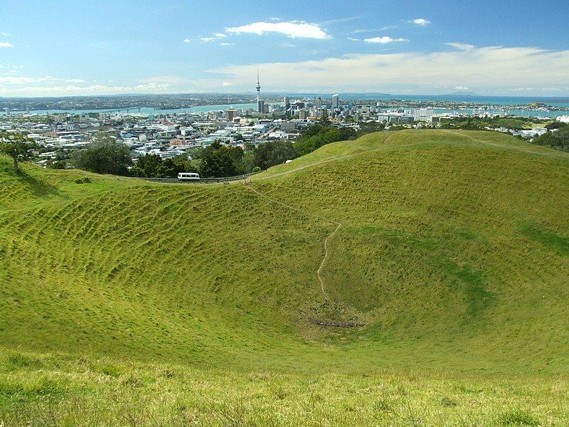 Archivo:Auckland Mount Eden.jpg