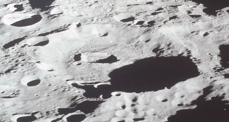 File:Barbier crater AS17-151-23234.jpg