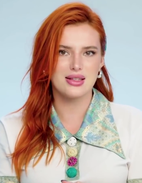 Archivo:Bella Thorne 2021.png