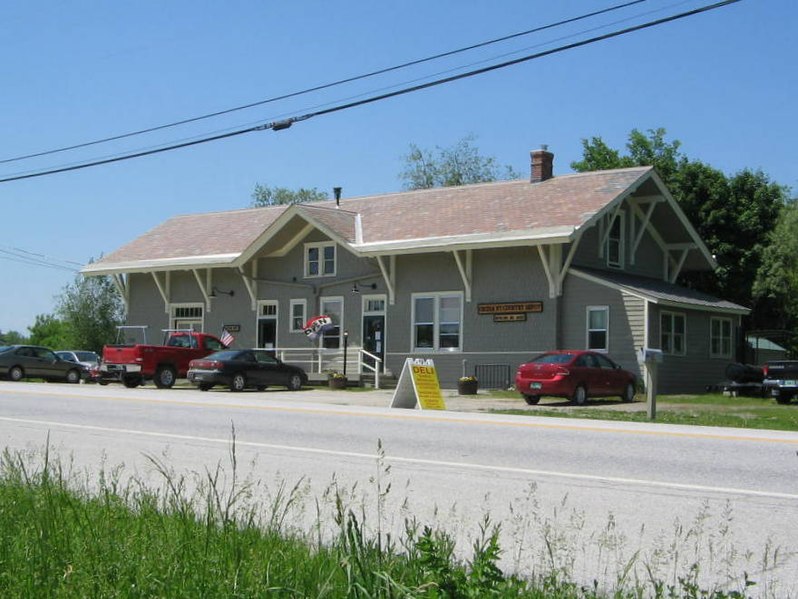 File:Castleton station.jpg