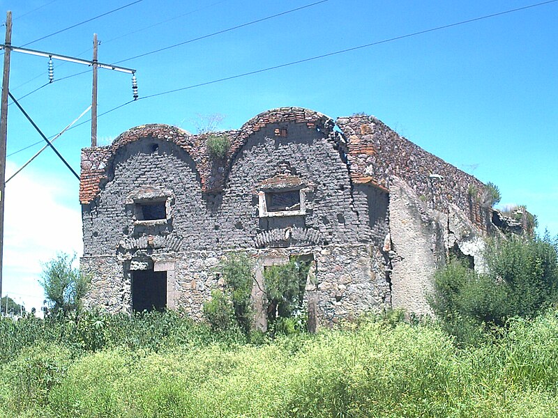 Archivo:Ex hacienda de santiago.JPG