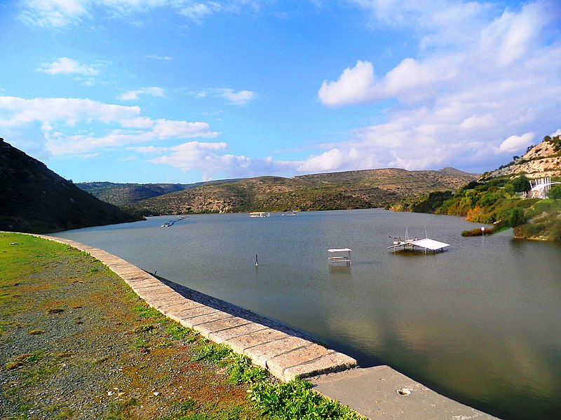 File:Polemidia Reservoir 07.jpg