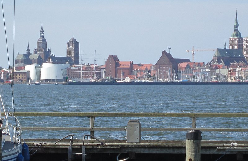 Файл:Stralsund Skyline.jpg