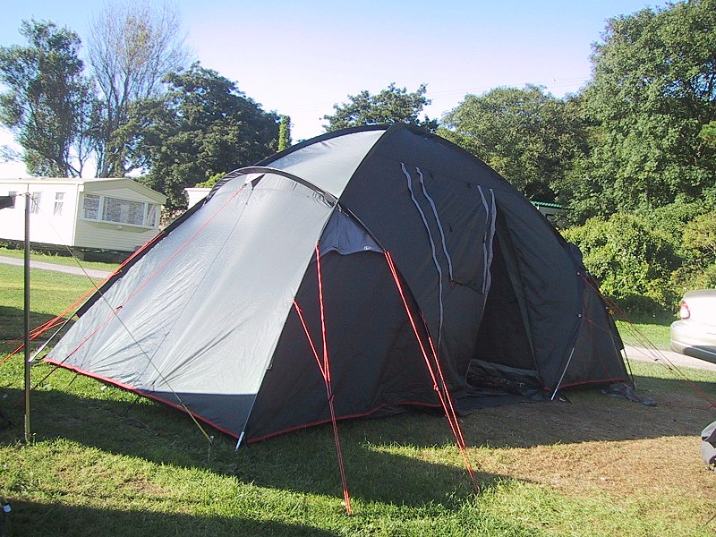 File:Dome tent.JPG