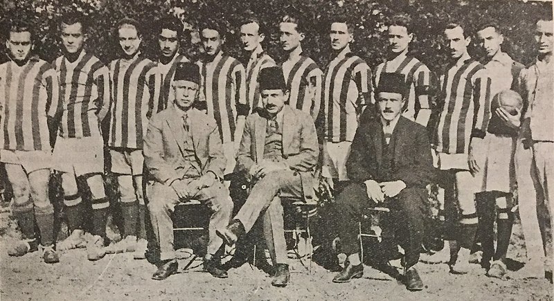 File:Fenerbahçe SK 1922-1923.jpg