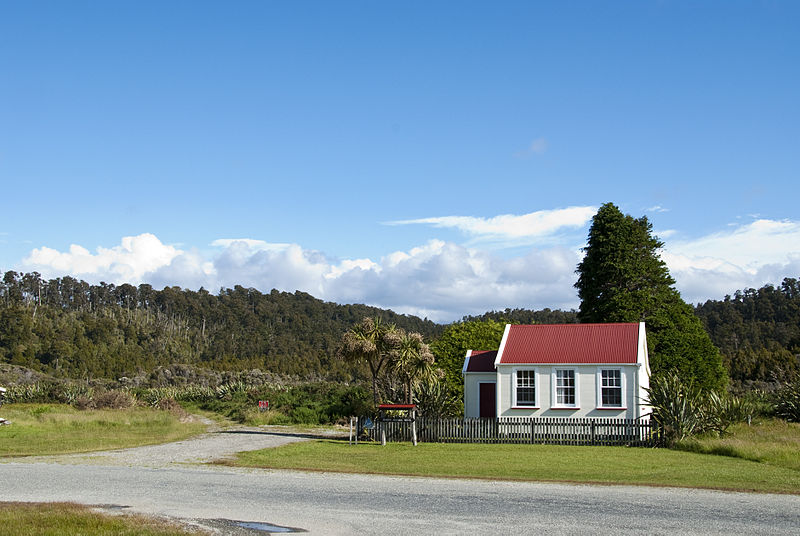 File:Former Okarito School.jpg