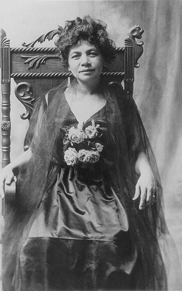 Archivo:Mary Haaheo Kinimaka Atcherley.jpg