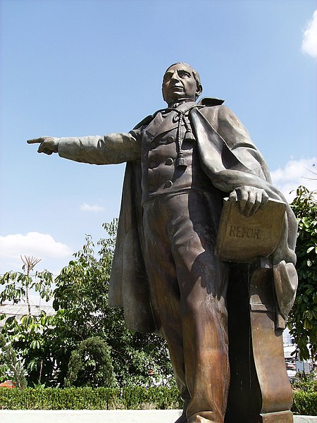 Archivo:Naucalpan Benito Juárez.jpg