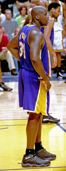 File:Shaq1 2000finals3.tif