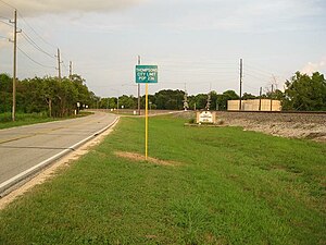 View east at Y. U. Jones Rd in Thompsons