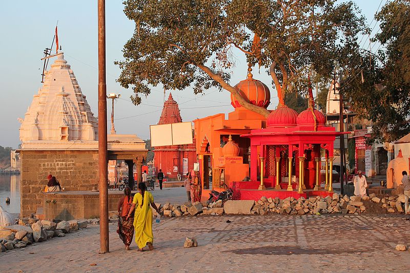 File:Ujjain, Ram Ghat (9840921865).jpg