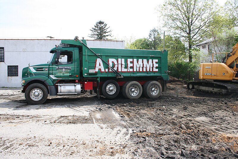 File:Volvo Tri-axle Dump Truck.jpg