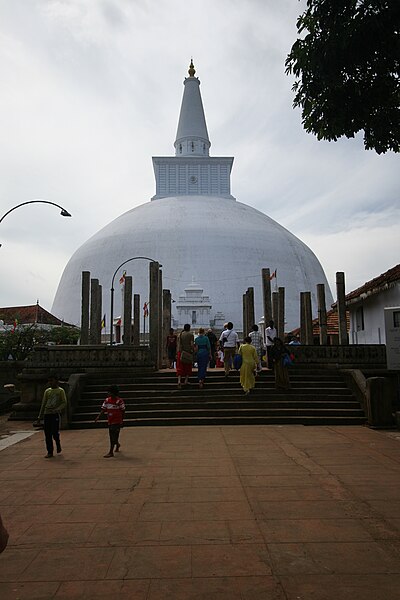 File:Anuradhapura in Sri Lanka.jpg