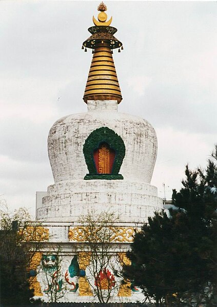 File:Chorten in Shenyang.jpg