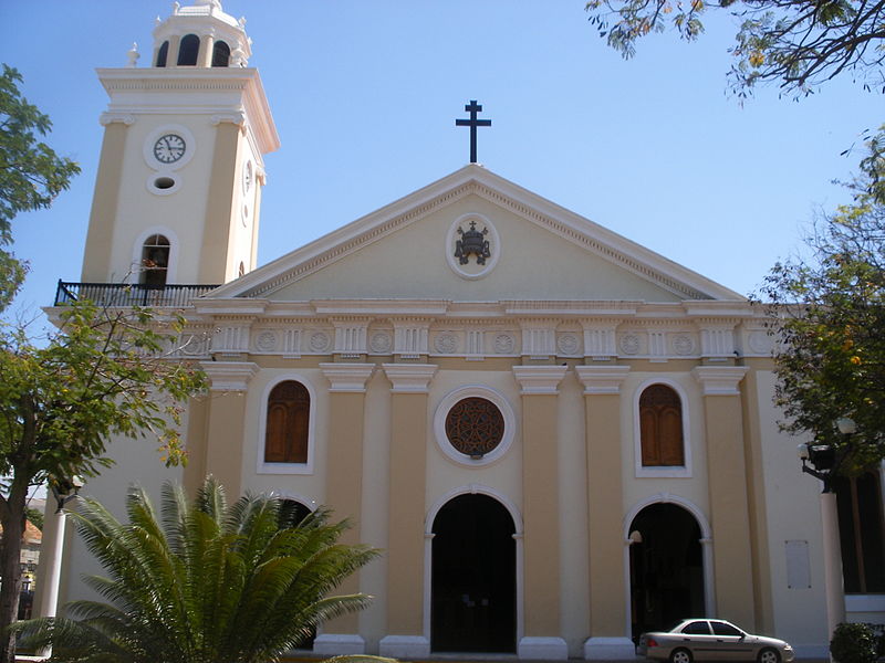 Archivo:Fachada catedral maracaibo.JPG