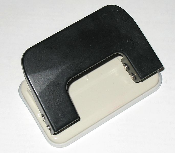 File:Hole punch.JPG