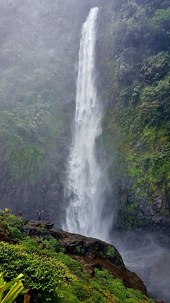 File:Julan waterfall 01.jpg