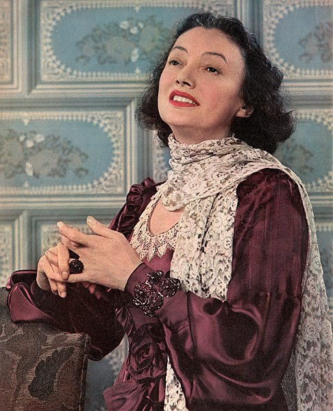 File:Katharine-Cornell-1945.jpg