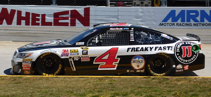 File:Kevin Harvick Martinsville 2016.jpg