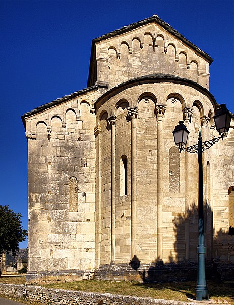 File:St-Florent-cathedrale-abside.jpg