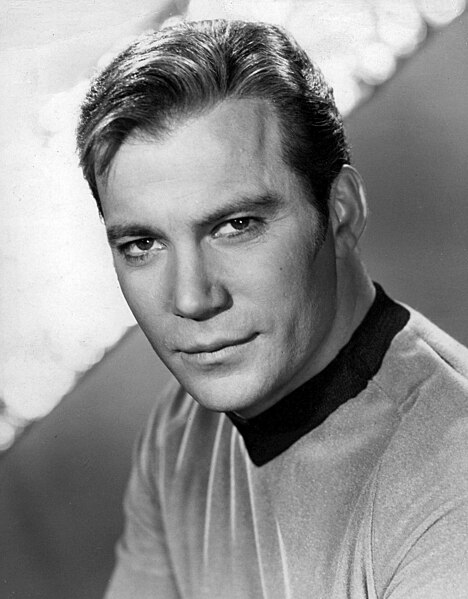 Файл:Star Trek William Shatner.JPG