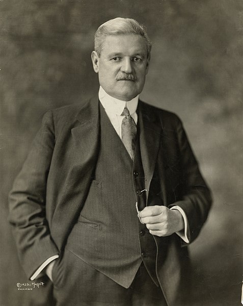 File:William Emmett Dever 1923.jpg