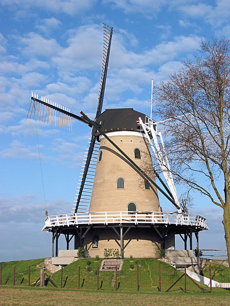 File:De Windhond Soest.jpg