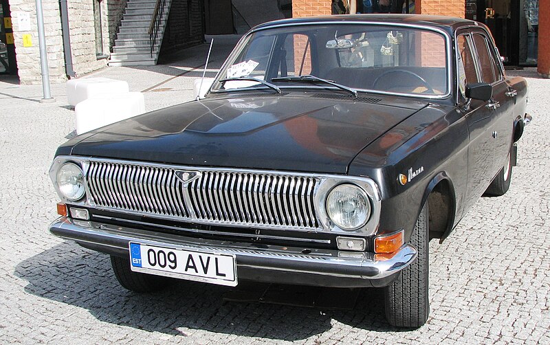 Файл:GAZ-24 "Volga" in Estonia.jpg