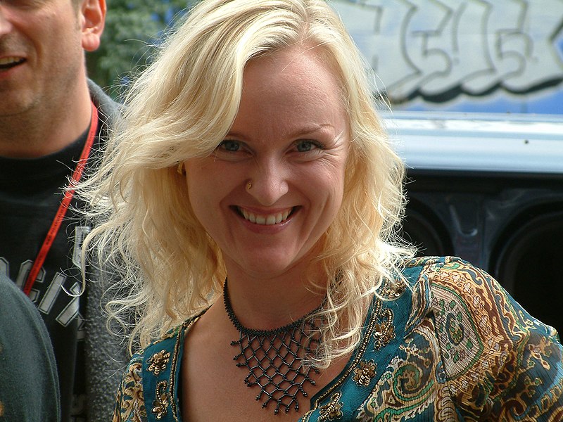 File:Liv Kristine.jpg