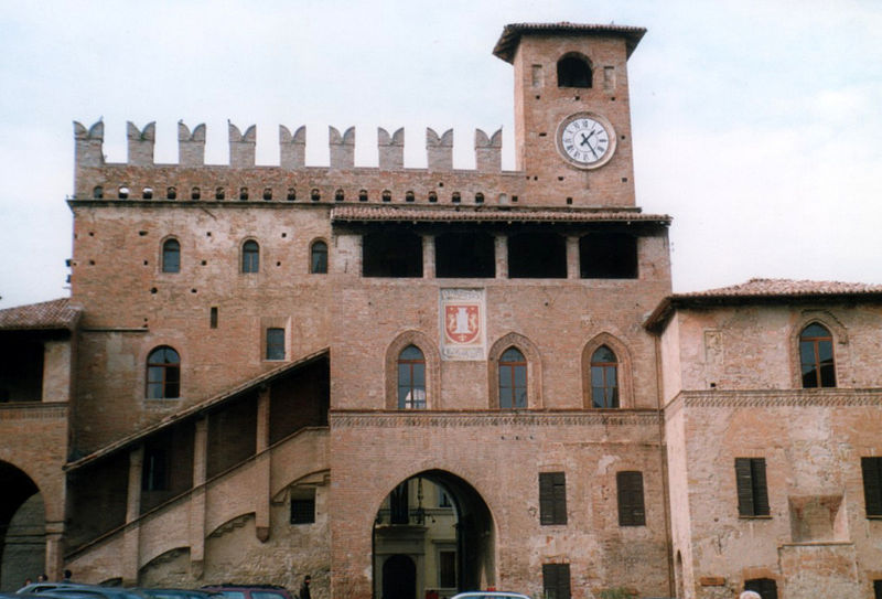 File:Palazzo del Podestà (Castell'Arquato).jpg