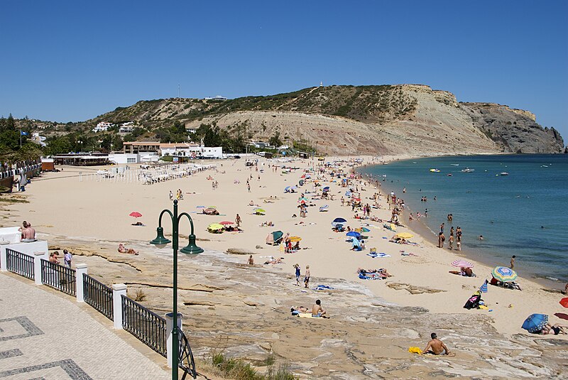 Файл:Praia da Luz (4000954897).jpg