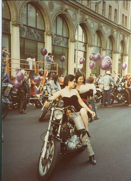 File:PrideParade1983 05.jpg