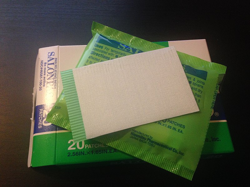 File:Salonpas Pain Relieving Patch.jpg