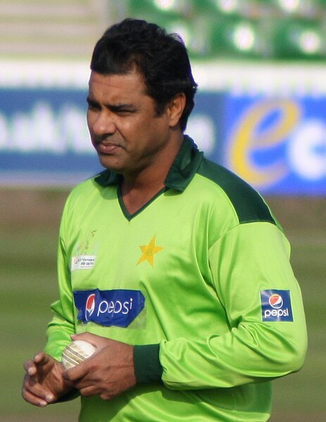 File:Waqar younis.jpg