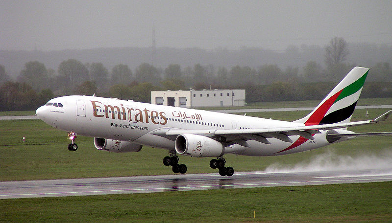 File:Airbus A330-200 Emirates A6-EAL.jpg