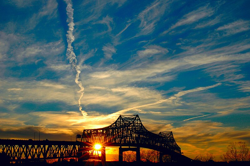 File:Baton Rouge Bridge.jpg