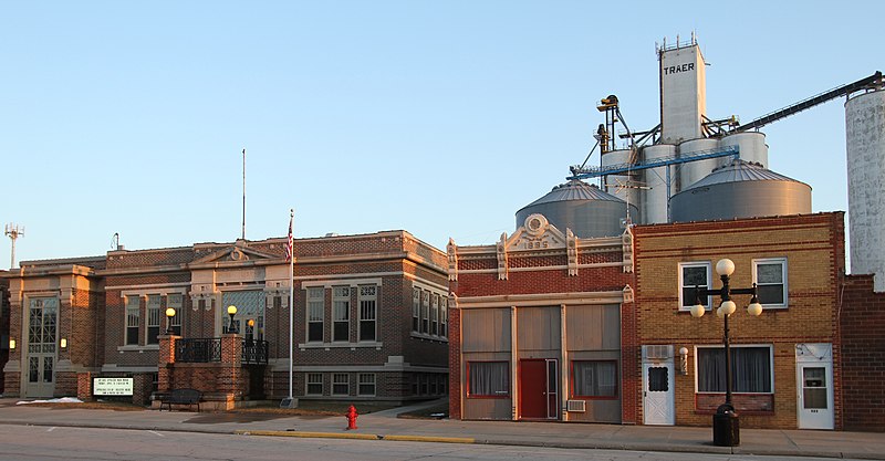 File:DowntownTraerIowa.jpg