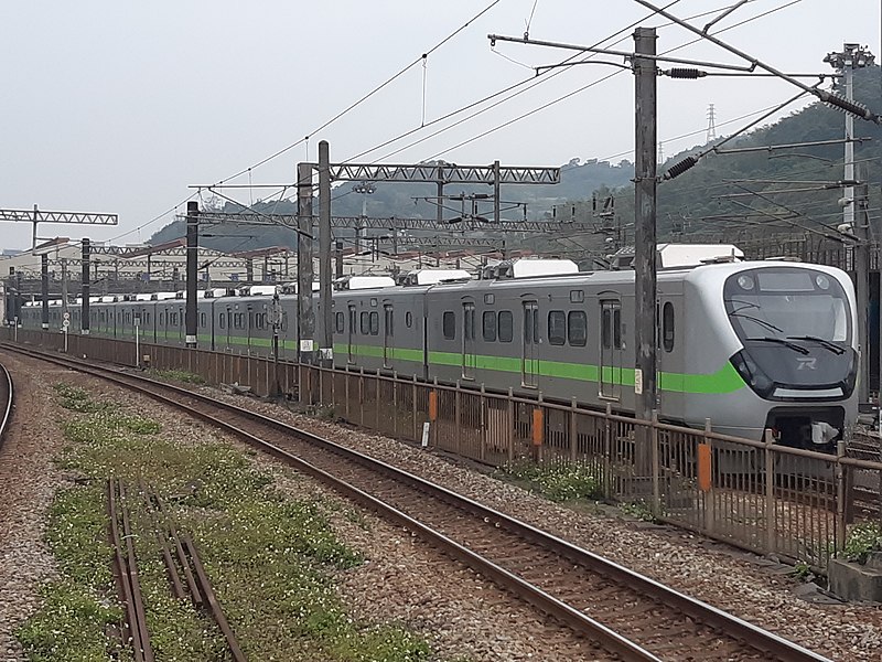 File:EMU900 in South Shulin.jpg