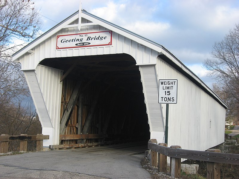 File:Geeting Covered Bridge.jpg