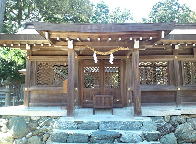 File:Itakiso-jinja Tsumatsuhime.jpg