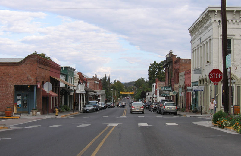 File:Jacksonville,OR.jpg