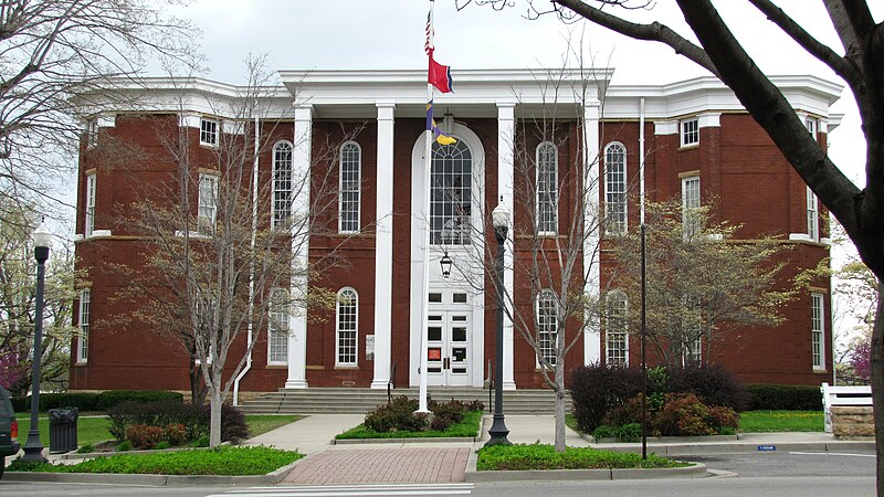 File:Putnam-County-Courthouse-tn1.jpg