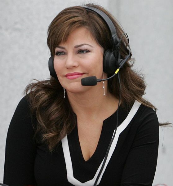 File:Robin Meade.jpg