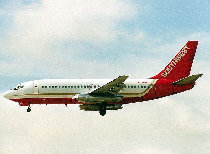 File:Southwest 737-200 N702ML.jpg